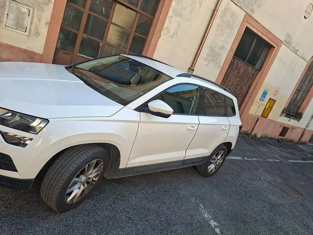 Usata Skoda Karoq Ambition 150 CV (110 kW) 2019 Bianco SUV
