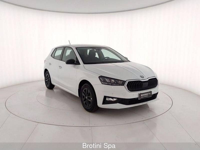 Nuova Skoda Fabia 80 CV (58 kW) 2025 Bianco metallizzato Berlina