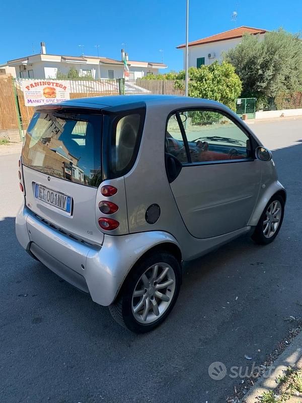 Usata Smart ForTwo Coupé 2005 Utilitaria