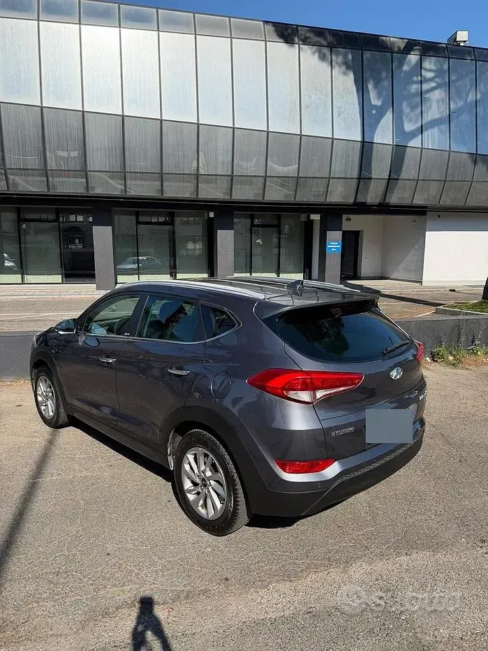 Usata Hyundai Tucson 116 CV (85 kW) 2015 Grigio SUV