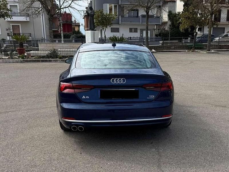 Usata Audi A5 Sportback Ambiente 190 CV (139 kW) 2018 Blu/azzurro Utilitaria