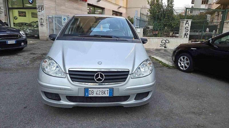 Usata Mercedes A180 Classic 109 CV (80 kW) 2005 Argento Berlina