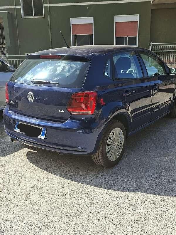 Usata VW Polo Comfortline 86 CV (63 kW) 2011 Blu/azzurro Utilitaria