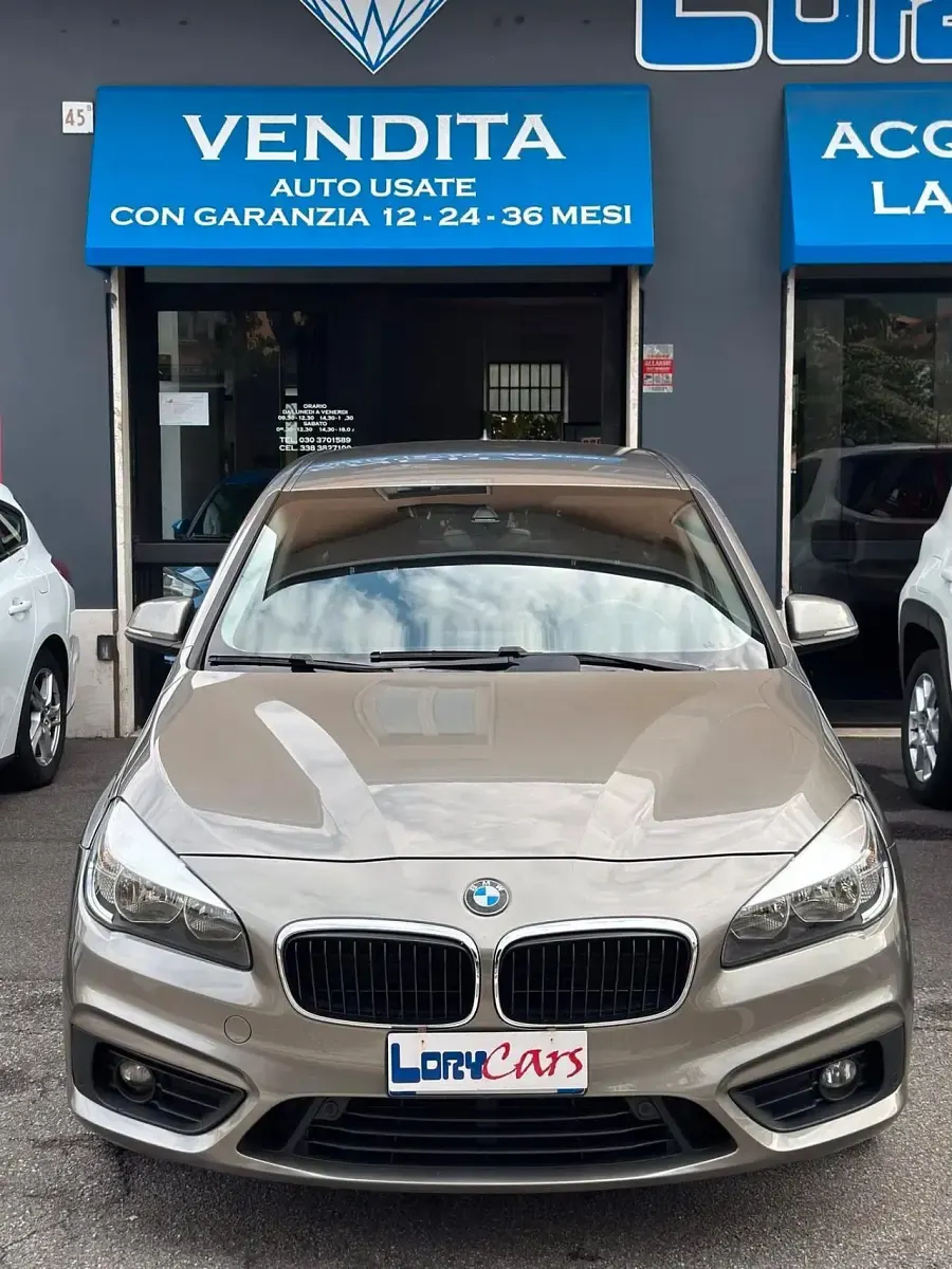 Usata BMW 218 Luxury Line 150 CV (110 kW) 2014 Oro Coupé