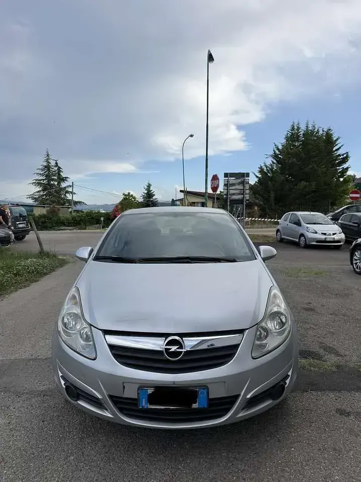 Usata Opel Corsa Enjoy 75 CV (55 kW) 2007 Other Utilitaria