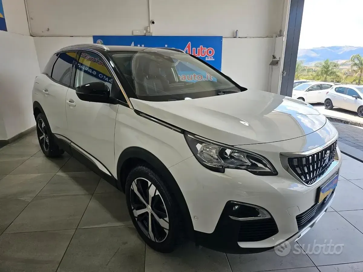 Usata Peugeot 3008 Allure 131 CV (96 kW) 2019 Bianco SUV