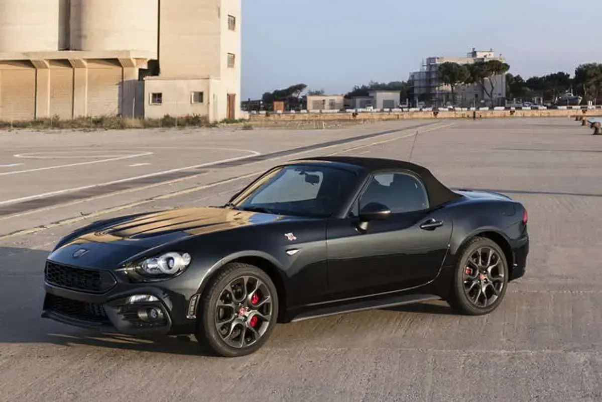 Usata Abarth 124 Spider Turismo 170 CV (125 kW) 2019 Nero Cabrio
