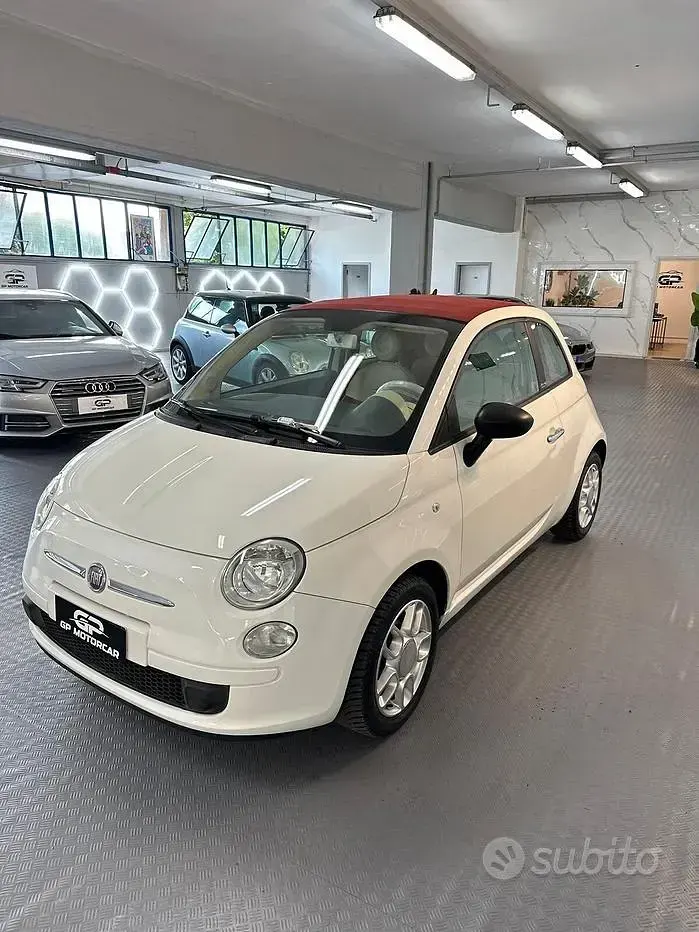 Usado Fiat 500C Rock 69 CV (50 kW) 2011 Blanco Descapotable