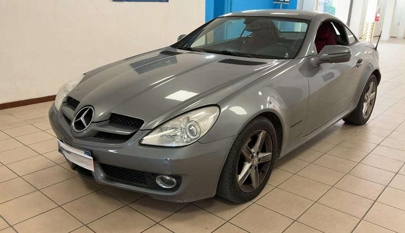 Usata Mercedes SLK200 184 CV (135 kW) 2011 Grigio Cabrio