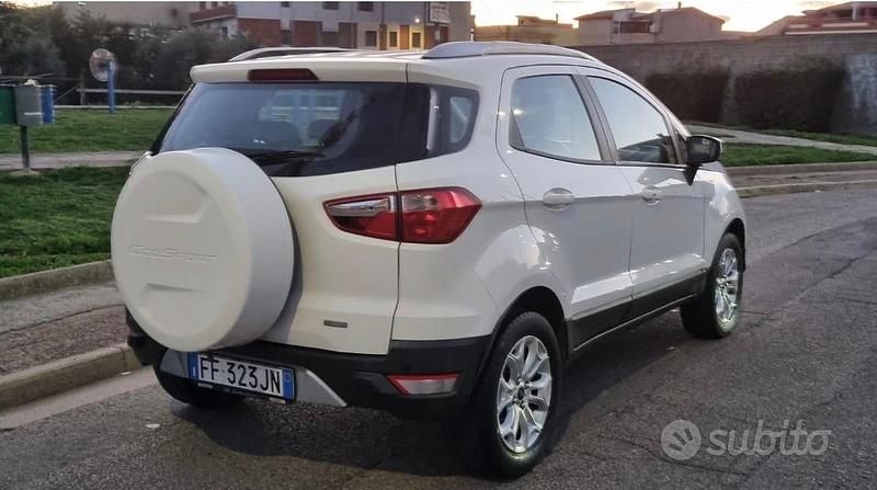 Usata Ford Ecosport Titanium 125 CV (91 kW) 2016 Bianco SUV