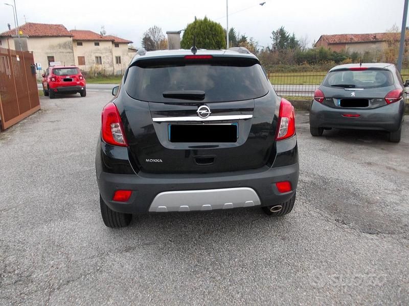 Usata Opel Mokka Cosmo 140 CV (102 kW) 2015 Nero SUV