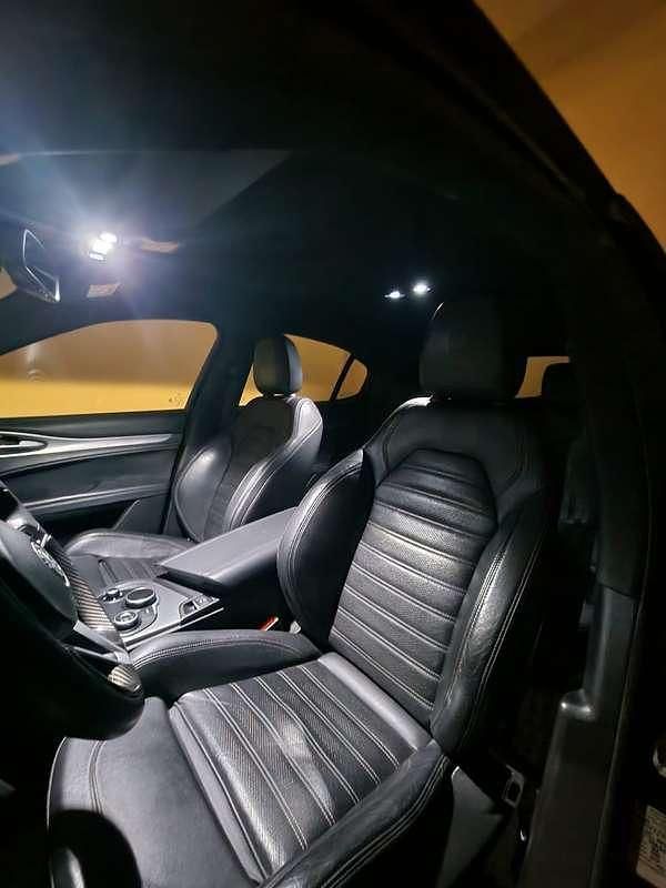 Usata Alfa Romeo Stelvio Super 209 CV (153 kW) 2017 Nero SUV