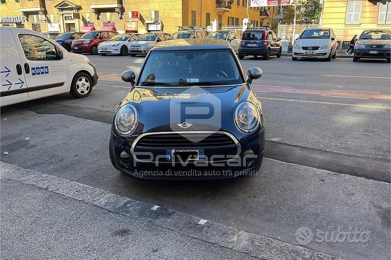 Usata Mini Cooper D 116 CV (85 kW) 2017 Blu Utilitaria
