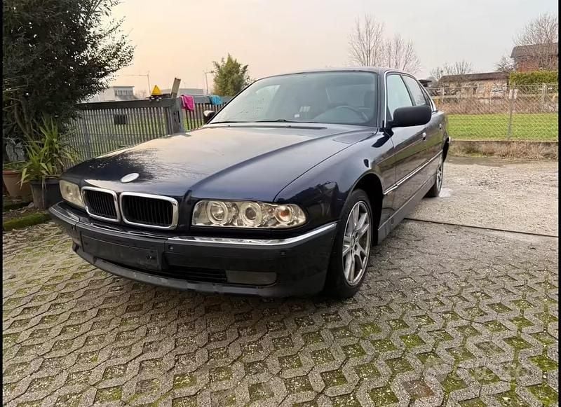 Begagnad BMW 735 1997 Sedan