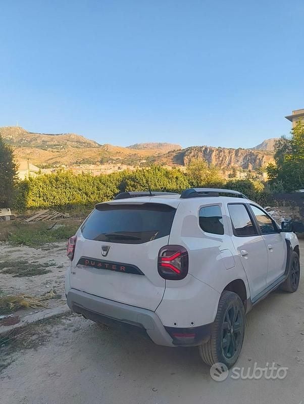 Usata Dacia Duster 116 CV (85 kW) 2022 Bianco SUV
