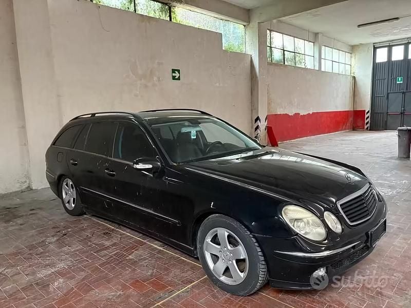 Usata Mercedes E320 Avantgarde 2004 Nero Berlina