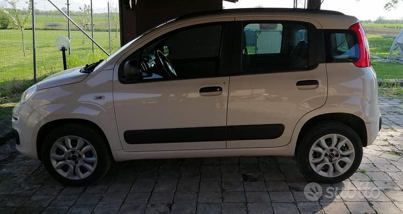 Usata Fiat Panda 70 CV (51 kW) 2014 Marrone Utilitaria