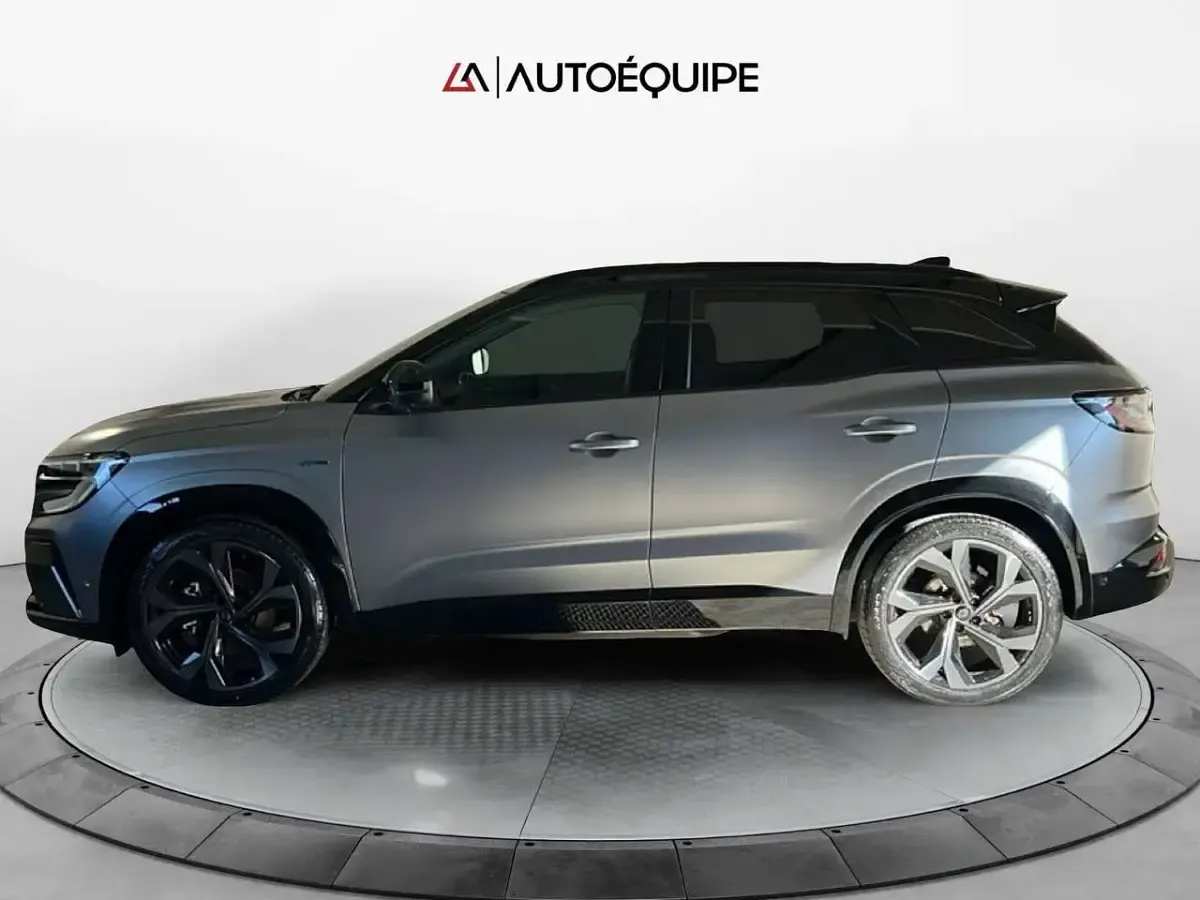 Usata Renault Austral Iconic Esprit Alpine 200 CV (147 kW) 2023 Nero SUV
