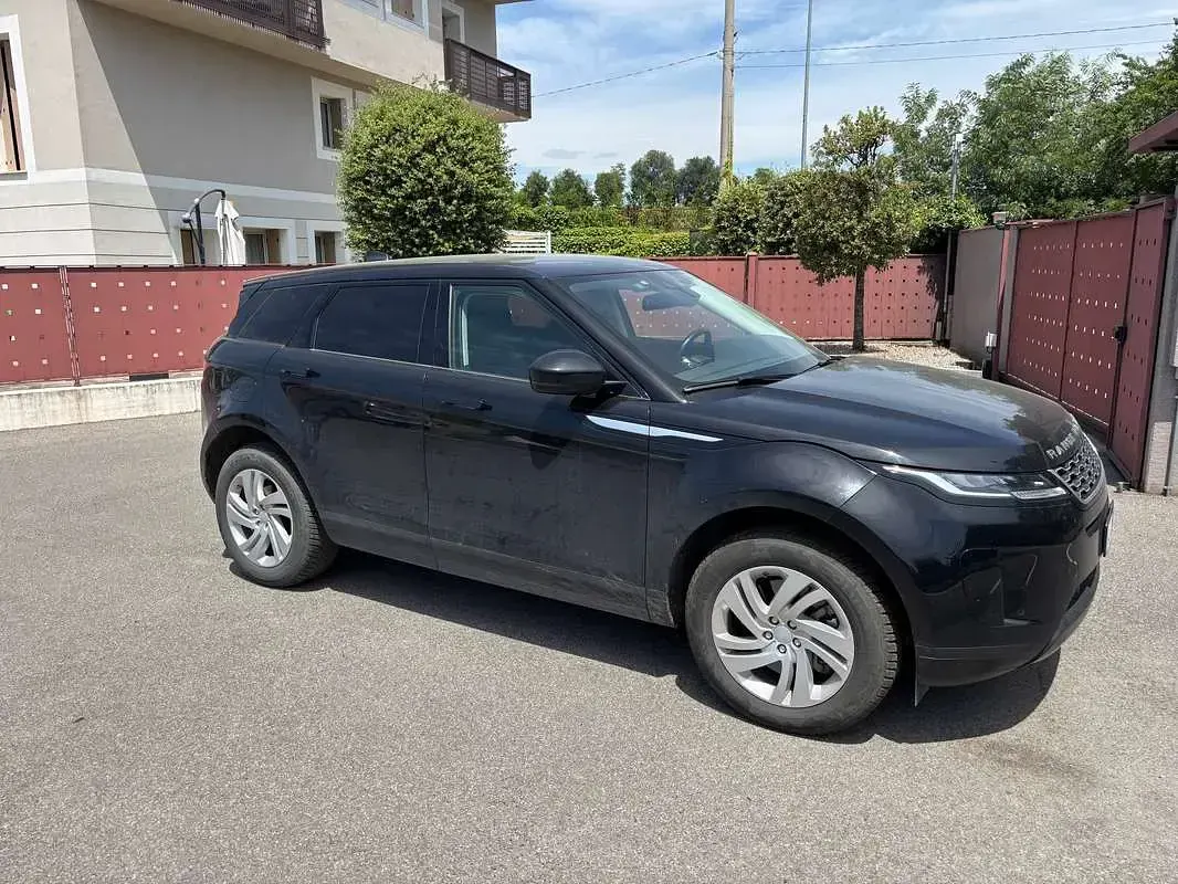 Usata Land Rover Range Rover evoque R-Dynamic 150 CV (110 kW) 2020 Nero SUV