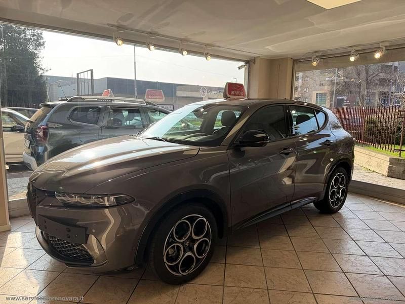 Usata Alfa Romeo Tonale Sprint 131 CV (96 kW) 2024 Grigio vesuvio SUV