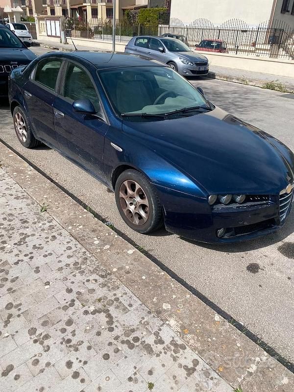 Usata Alfa Romeo 159 150 CV (110 kW) 2006 Blu Berlina