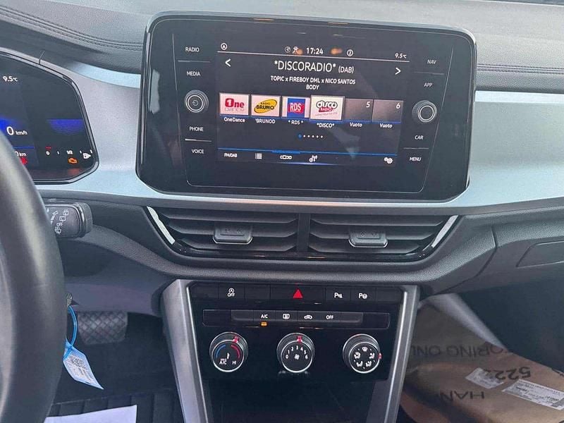 Usata VW T-Roc Life 150 CV (110 kW) 2024 Nero SUV