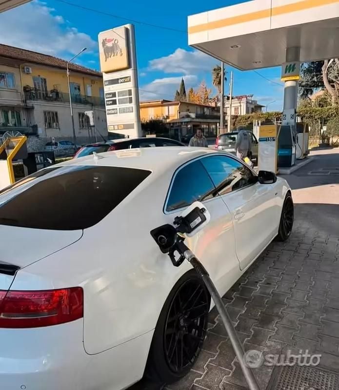 Usata Audi A5 S-Line 2010 Bianco Coupé