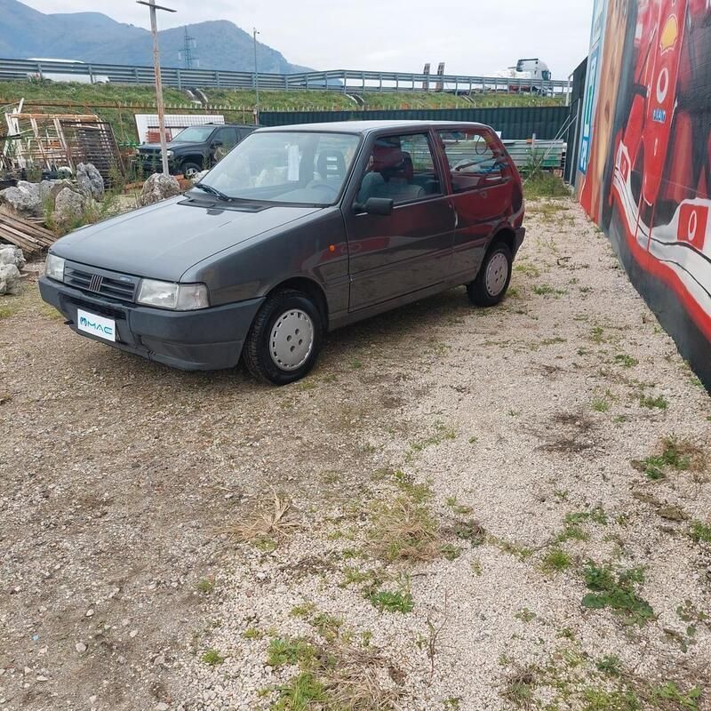 Usata Fiat Uno 45 CV (33 kW) 1990 Grigio Utilitaria