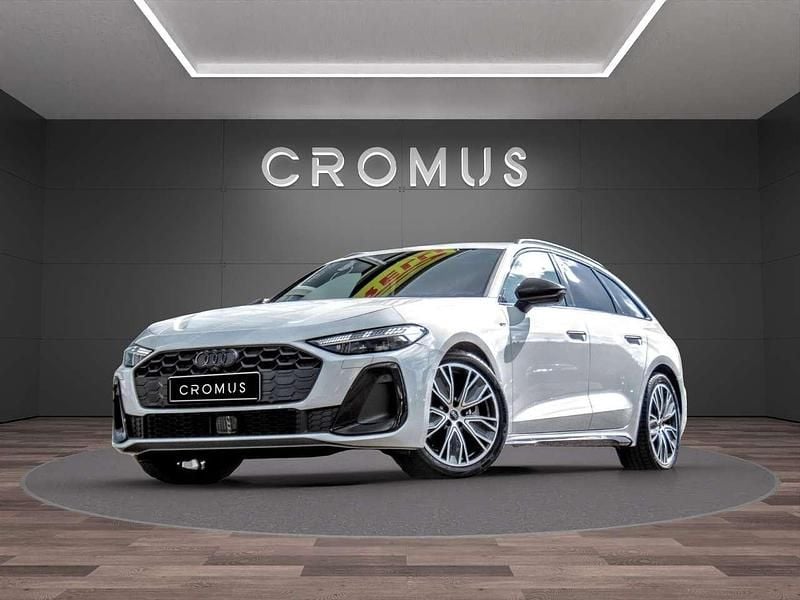 Nuova Audi A5 S-Line 204 CV (150 kW) 2025 Bianco ghiaccio metallizzato Station wagon