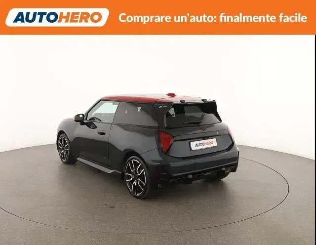 Usata Mini Cooper SE 64 kW (88 CV) 2024 Nero Utilitaria