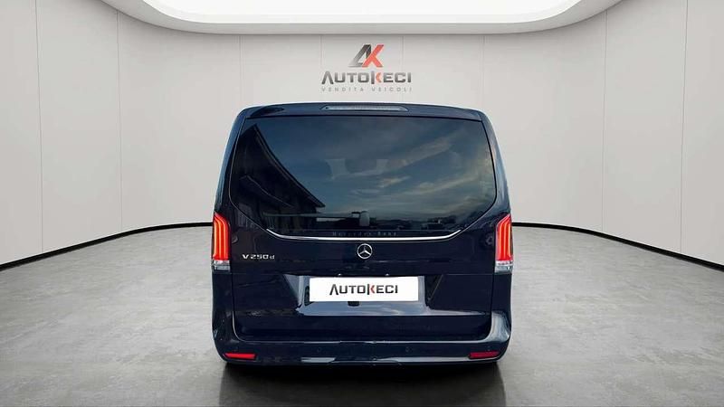 Usata Mercedes V250 Avantgarde 190 CV (139 kW) 2025 Nero Monovolume