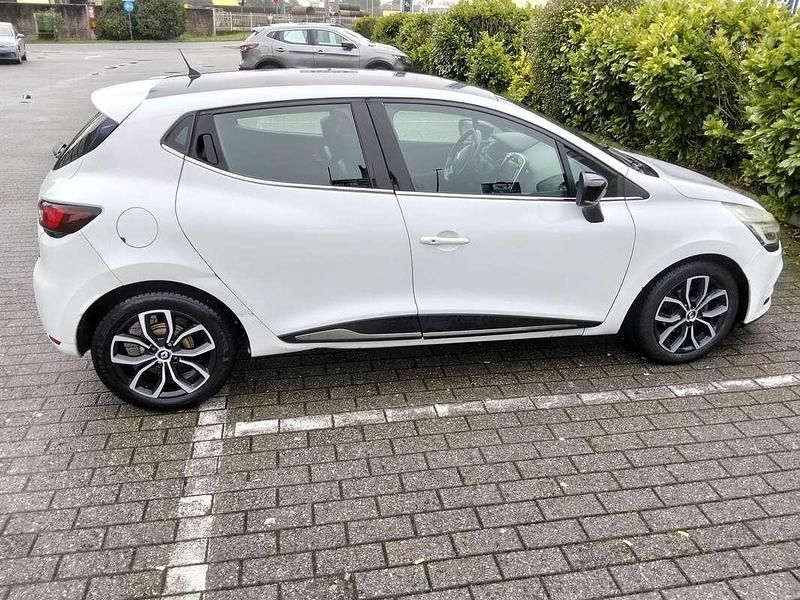 Usata Renault Clio IV Intens 75 CV (55 kW) 2017 Berlina