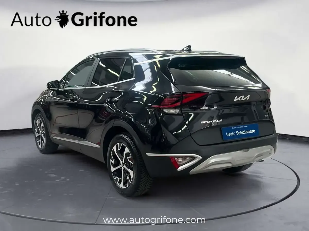 Usata Kia Sportage Style 230 CV (169 kW) 2023 Nero SUV