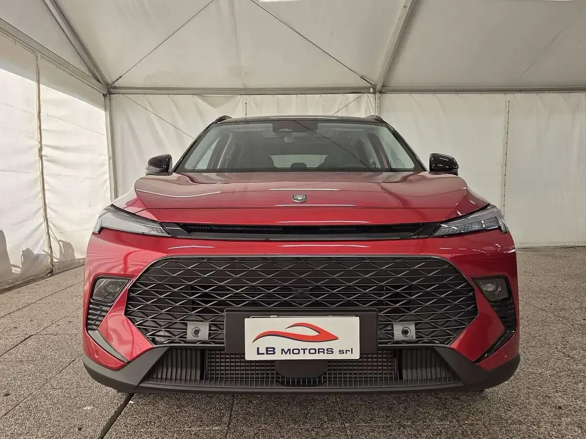 Usata Tiger Six 167 CV (122 kW) 2025 Rosso SUV