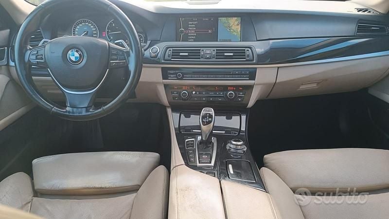 Usata BMW 530 2011 Blu Berlina