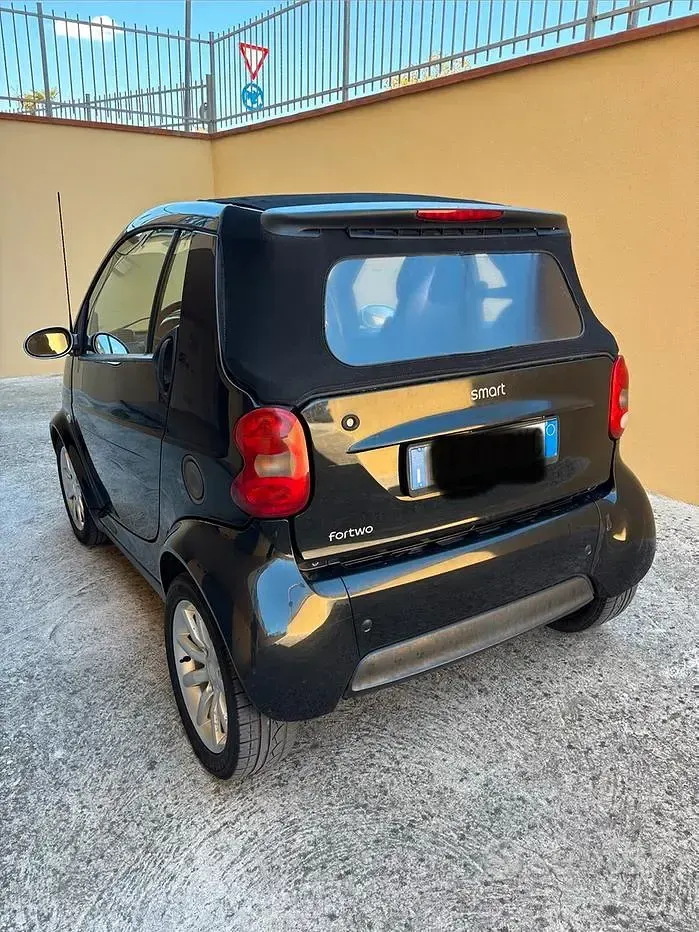 Usata Smart ForTwo Cabrio Passion 61 CV (44 kW) 2006 Nero Cabrio