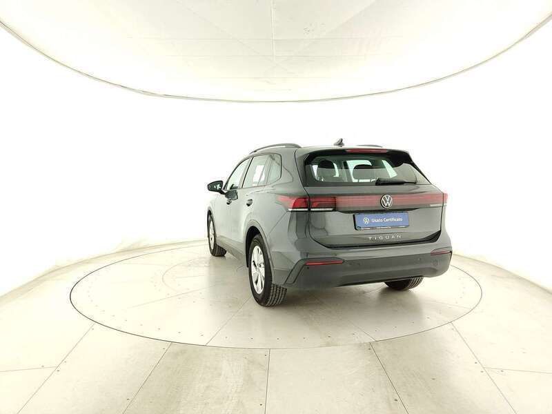 Usata VW Tiguan Life 150 CV (110 kW) 2024 Grigio SUV