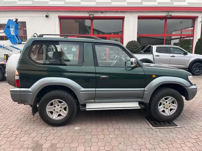 Usata Toyota Land Cruiser 125 CV (91 kW) 1999 Verde SUV