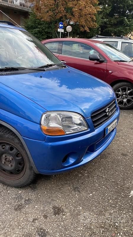 Usata Suzuki Ignis 83 CV (61 kW) 2002 Utilitaria