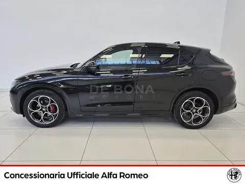 Usata Alfa Romeo Stelvio Veloce 209 CV (153 kW) 2025 Nero SUV