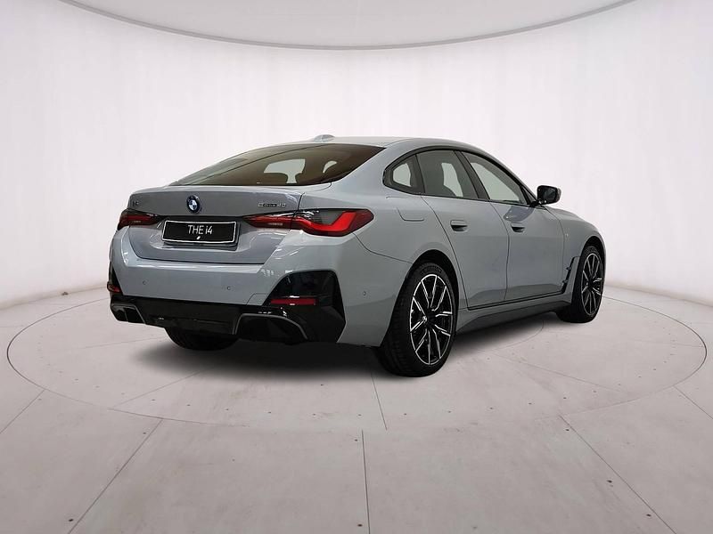 Nuova BMW i4 M Sport 105 kW (143 CV) 2025 Brooklyn grey Berlina