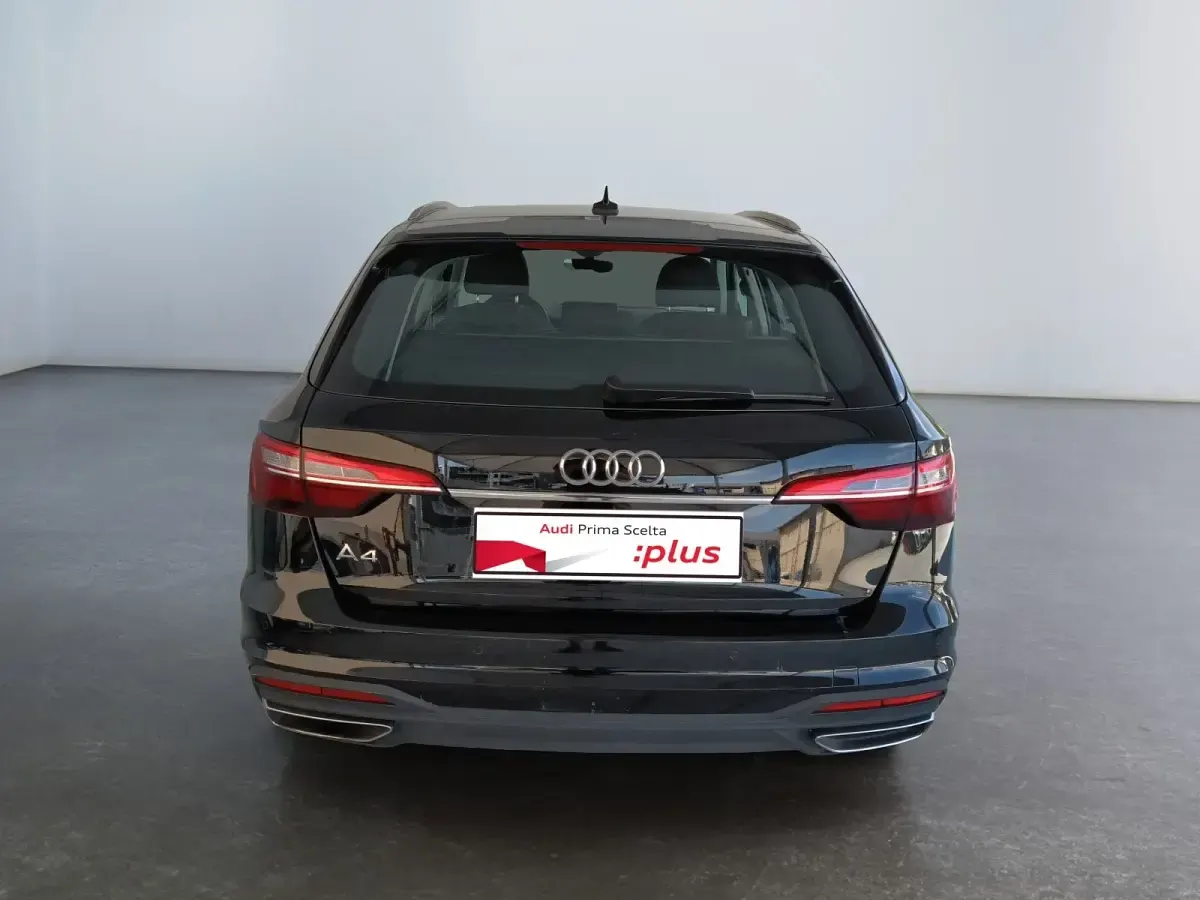 Usata Audi A4 Business 136 CV (100 kW) 2024 Nero Station wagon