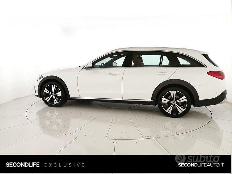 Usata Mercedes C220 Advanced 197 CV (144 kW) 2024 Bianco Station wagon