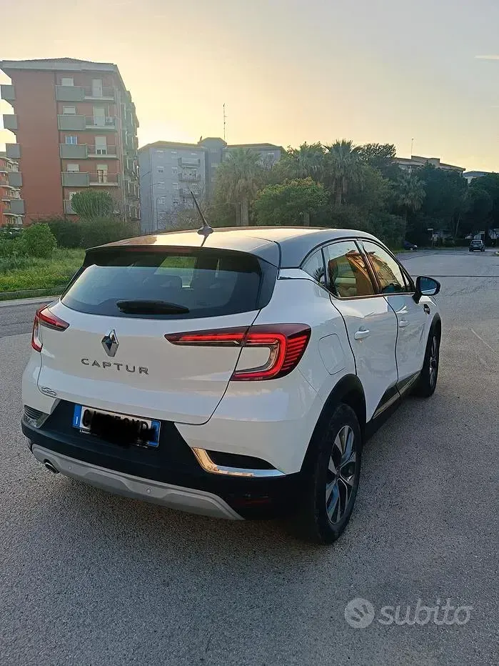 Usata Renault Captur 95 CV (69 kW) 2020 SUV