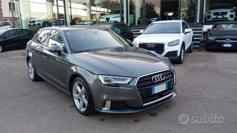 Usata Audi A3 Sport 150 CV (110 kW) 2019 Grigio Berlina