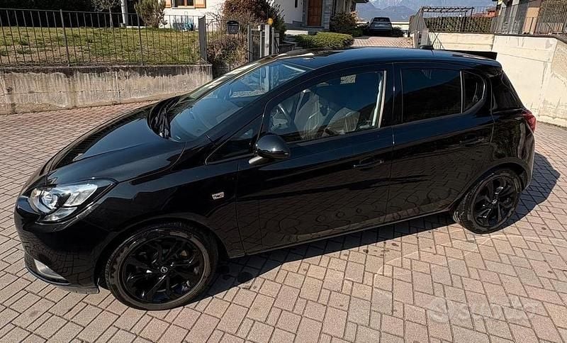 Usata Opel Corsa 75 CV (55 kW) 2018 Nero Utilitaria