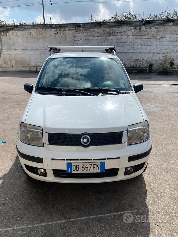Usata Fiat Panda 4x4 69 CV (50 kW) 2005 Bianco Utilitaria