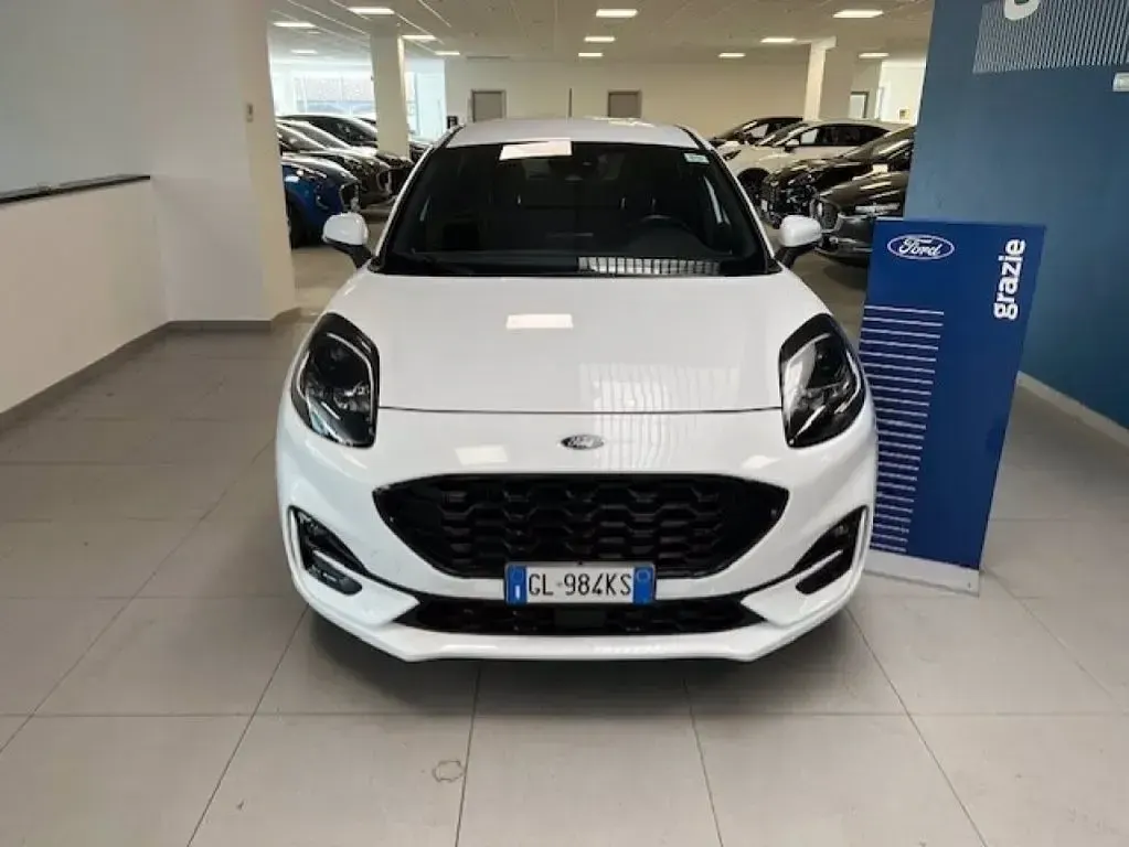 Usata Ford Puma ST-Line 125 CV (91 kW) 2023 Frozen white SUV