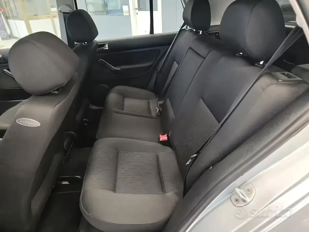 Usata VW Golf IV 75 CV (55 kW) 2001 Grigio Berlina