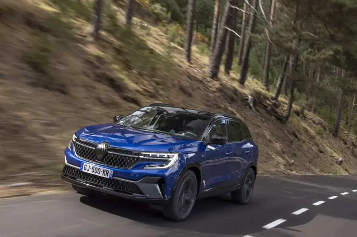 Nuova Renault Austral Evolution 199 CV (146 kW) 2026 Argento SUV